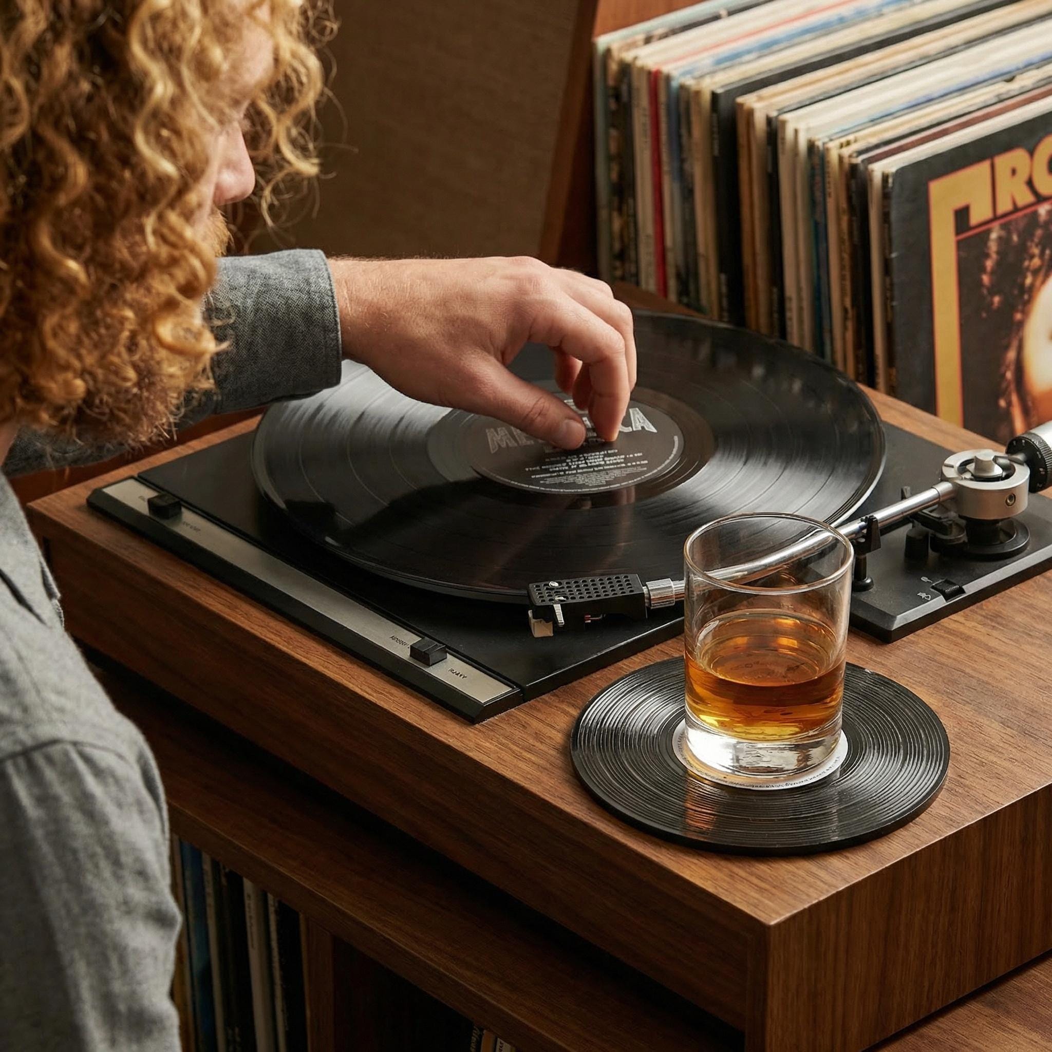Lp record coaster set, black vinyl, retro dj booth decor